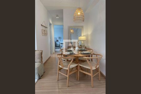 Apartamento à venda com 2 quartos, 60m² em Jardim Tupanci, Barueri