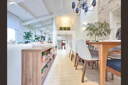 Casa à venda com 4 quartos, 350m² em Residencial Dez (Alphaville), Santana de Parnaíba