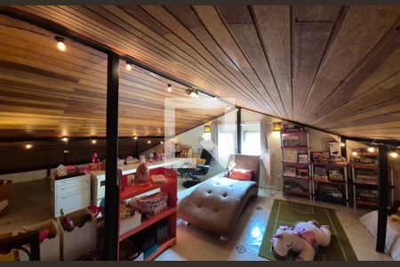 Casa à venda com 3 quartos, 180m² em Residencial Tambore III, Santana de Parnaíba