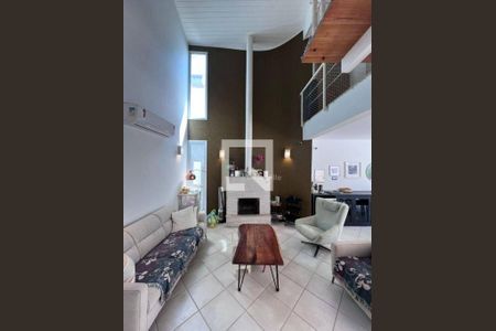 Casa à venda com 3 quartos, 300m² em Residencial Tres (Alphaville), Santana de Parnaíba