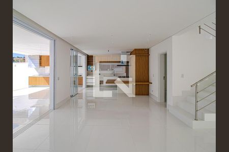 Casa de Condomínio à venda com 4 quartos, 365m² em Residencial Burle Marx, Santana de Parnaíba