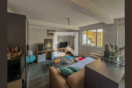 Casa de Condomínio à venda com 4 quartos, 243m² em Vila Pindorama, Barueri