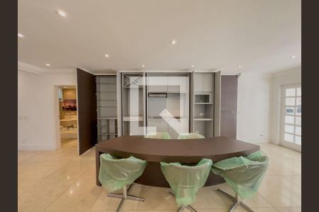 Casa de Condomínio à venda com 4 quartos, 550m² em  Alphaville, Santana de Parnaíba