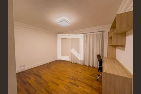 Casa de Condomínio à venda com 4 quartos, 550m² em  Alphaville, Santana de Parnaíba