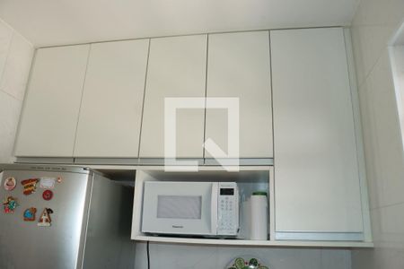 Casa de Condomínio para alugar com 2 quartos, 60m² em Água Espraiada, Cotia