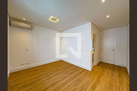 Casa à venda com 4 quartos, 331m² em Alphaville, Santana de Parnaíba