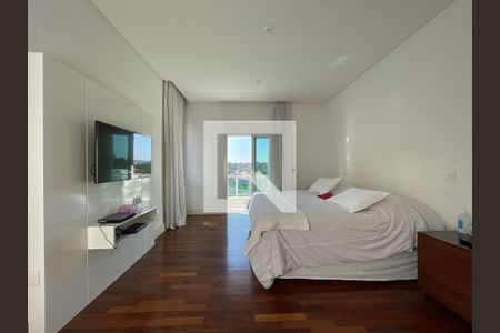 Casa de Condomínio à venda com 4 quartos, 450m² em Alphaville, Santana de Parnaíba