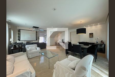 Casa de Condomínio à venda com 4 quartos, 450m² em Alphaville, Santana de Parnaíba