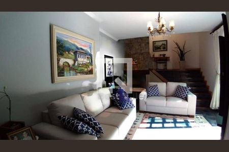 Casa à venda com 3 quartos, 332m² em Residencial Tres (Alphaville), Santana de Parnaíba