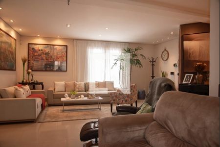 Sala de casa à venda com 3 quartos, 180m² em Vila da Saúde, São Paulo