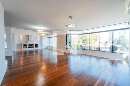 Casa à venda com 4 quartos, 538m² em Alphaville, Santana de Parnaíba