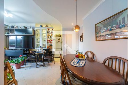 Sala de apartamento à venda com 2 quartos, 56m² em Vila Alzira, Santo André