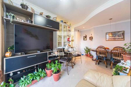 Sala de apartamento à venda com 2 quartos, 56m² em Vila Alzira, Santo André