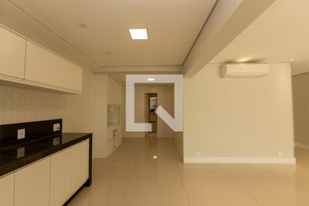 Sala_Cozinha de apartamento à venda com 4 quartos, 255m² em Alphaville Empresarial, Barueri