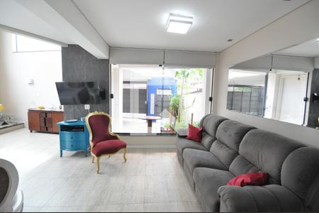 Sala de casa à venda com 3 quartos, 353m² em Tremembé, São Paulo