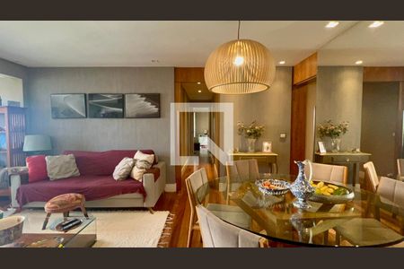 Sala de apartamento à venda com 3 quartos, 91m² em Pinheiros, São Paulo