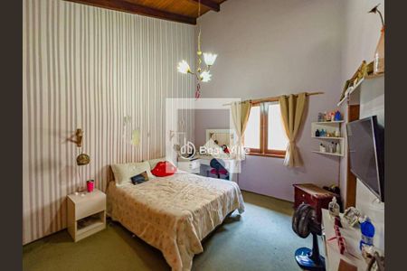 Casa à venda com 3 quartos, 325m² em Alphaville, Santana de Parnaíba