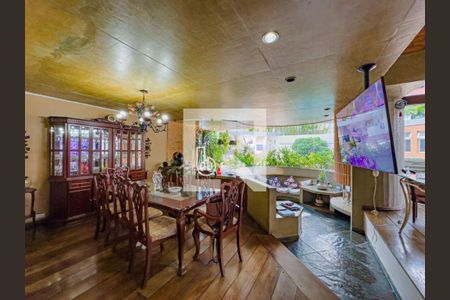 Casa à venda com 3 quartos, 325m² em Alphaville, Santana de Parnaíba