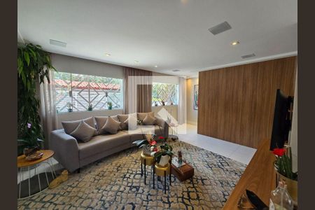Casa à venda com 3 quartos, 113m² em Vila Pirajussara, São Paulo