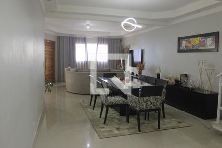 Casa para alugar com 4 quartos, 385m² em Vila Fatima, Guarulhos