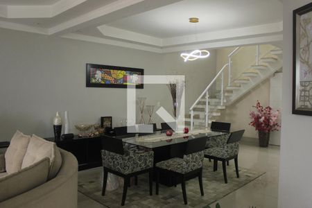 Casa para alugar com 4 quartos, 385m² em Vila Fatima, Guarulhos