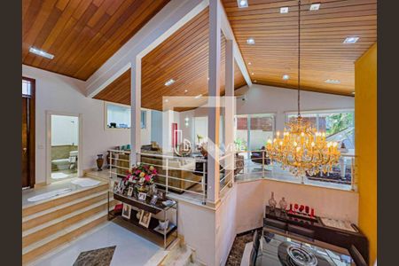 Casa à venda com 5 quartos, 500m² em Alphaville, Santana de Parnaíba