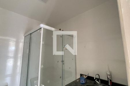Banheiro de casa para alugar com 2 quartos, 60m² em Parque Pauliceia, Duque de Caxias