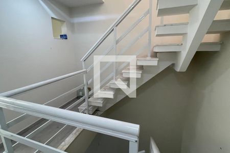 Corredor de casa para alugar com 2 quartos, 60m² em Parque Pauliceia, Duque de Caxias