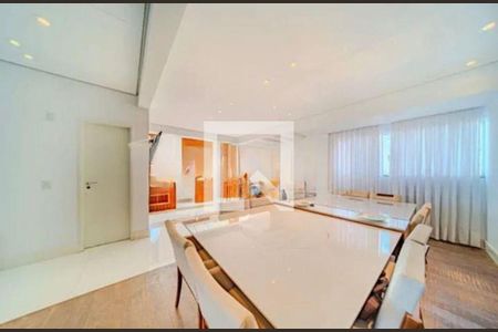 Apartamento à venda com 4 quartos, 210m² em Vila Regente Feijó, São Paulo