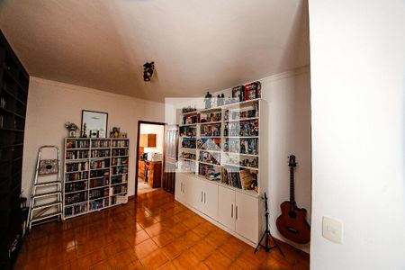 Casa à venda com 9 quartos, 300m² em Vila Bancaria, São Paulo