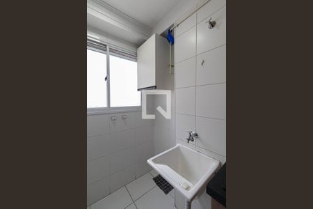 Sala/Cozinha/Área de Serviço  de apartamento à venda com 2 quartos, 41m² em Itaquera, São Paulo