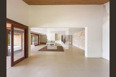 Casa à venda com 4 quartos, 881m² em Alphaville, Santana de Parnaíba