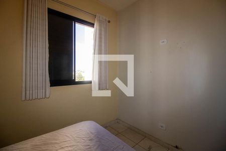 Quarto 2 de apartamento à venda com 2 quartos, 56m² em Jardim Wanda, Taboão da Serra