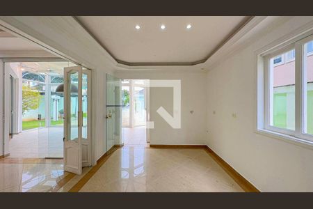 Casa à venda com 4 quartos, 650m² em Alphaville, Santana de Parnaíba