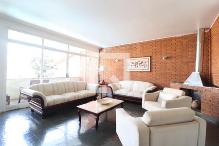 Sala de casa para alugar com 6 quartos, 700m² em Tabajaras, Uberlândia