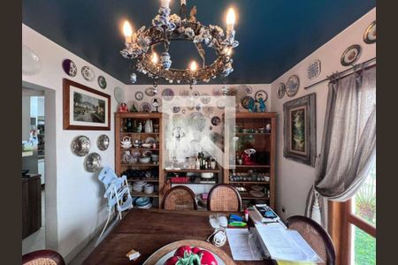 Sala  de casa de condomínio à venda com 1 quarto, 320m² em Residencial Tres (alphaville), Santana de Parnaíba