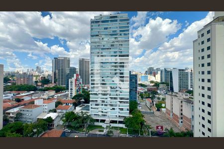 Sacada de apartamento para alugar com 1 quarto, 24m² em Pinheiros, São Paulo