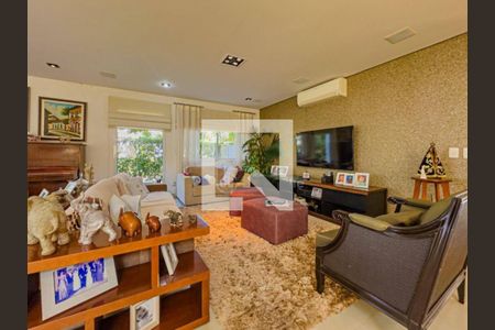 Casa à venda com 3 quartos, 300m² em Residencial Onze (Alphaville), Santana de Parnaíba