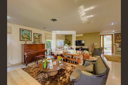 Casa à venda com 3 quartos, 300m² em Residencial Onze (Alphaville), Santana de Parnaíba