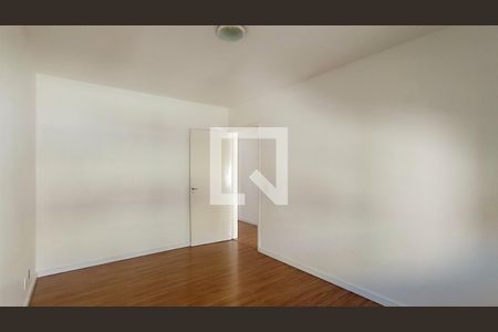 Quarto 1 de apartamento para alugar com 2 quartos, 70m² em Teresópolis, Porto Alegre