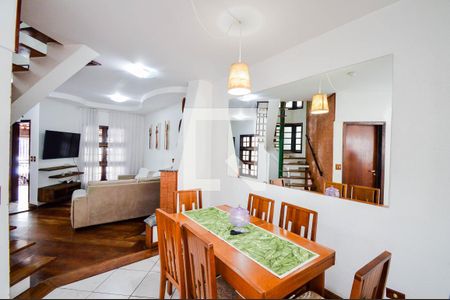 Sala de Jantar de casa à venda com 3 quartos, 200m² em Vila Augusta, Guarulhos