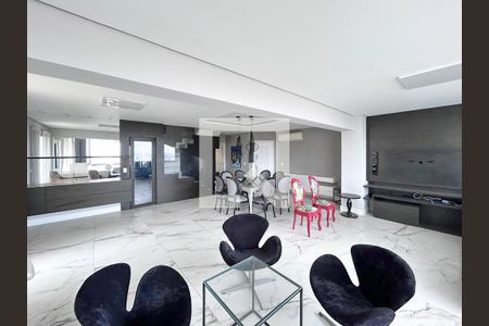 Sala de apartamento à venda com 3 quartos, 240m² em Vila Sofia, São Paulo