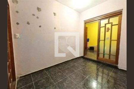 Casa à venda com 3 quartos, 180m² em Jardim Sao Ricardo, São Paulo