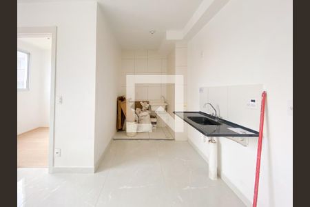 Sala/Cozinha de apartamento para alugar com 2 quartos, 35m² em Jaguaré, São Paulo