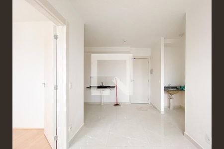 Sala/Cozinha de apartamento para alugar com 2 quartos, 35m² em Jaguaré, São Paulo