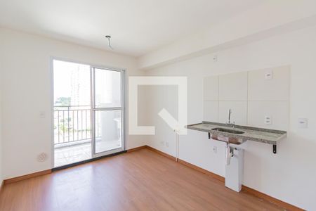 Sala/Cozinha de apartamento à venda com 2 quartos, 36m² em Vila Cruzeiro, São Paulo