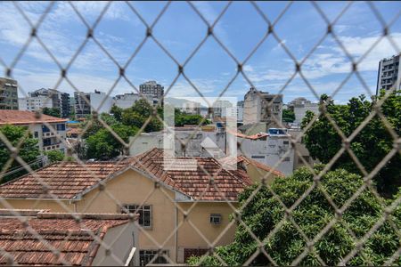 Quarto 1 de apartamento para alugar com 2 quartos, 60m² em Grajaú, Rio de Janeiro