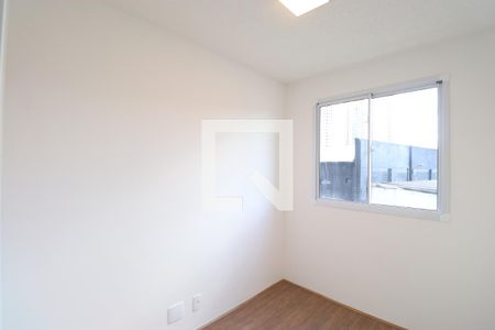 Quarto 1 de apartamento para alugar com 2 quartos, 37m² em Parque Industrial Tomas Edson, São Paulo