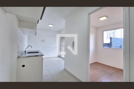 Detalhe de apartamento para alugar com 2 quartos, 37m² em Parque Industrial Tomas Edson, São Paulo