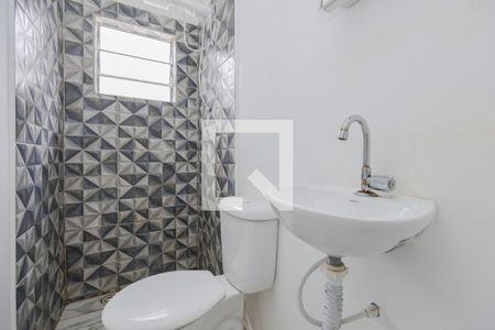 Banheiro de casa para alugar com 2 quartos, 40m² em Parque Monte Alegre, Taboão da Serra